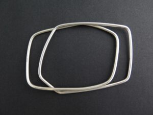 Double angled bangle