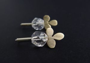 Gold clover quartz drops