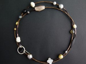 Pearl galaxy neckpiece