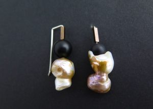 Asymmetric Baroque pearls