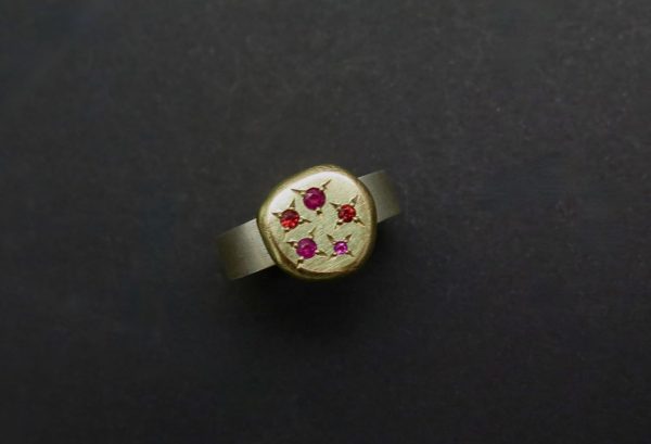 Five star red ring