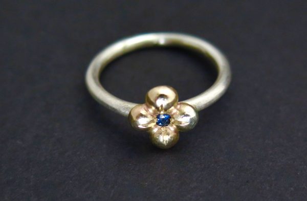 Sapphire clover ring