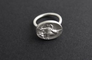 Unicorn ring
