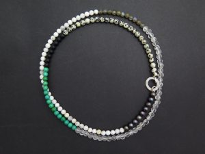 Mineral mix neckpiece