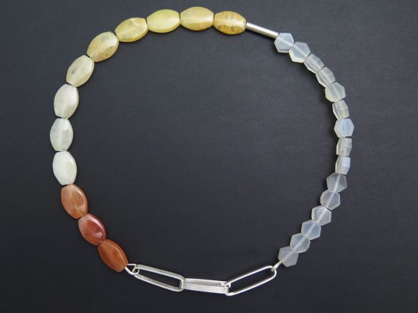 Claudias Agate neckpiece