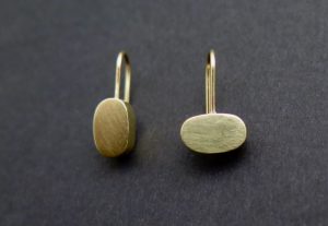 Inverted ovals
