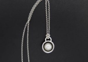Pearl dome pendant
